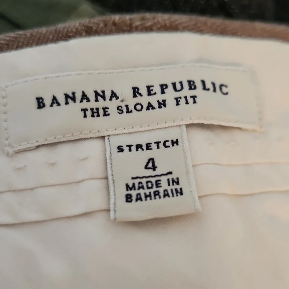 Banana Republic 4/$10 - Picture 5 of 8